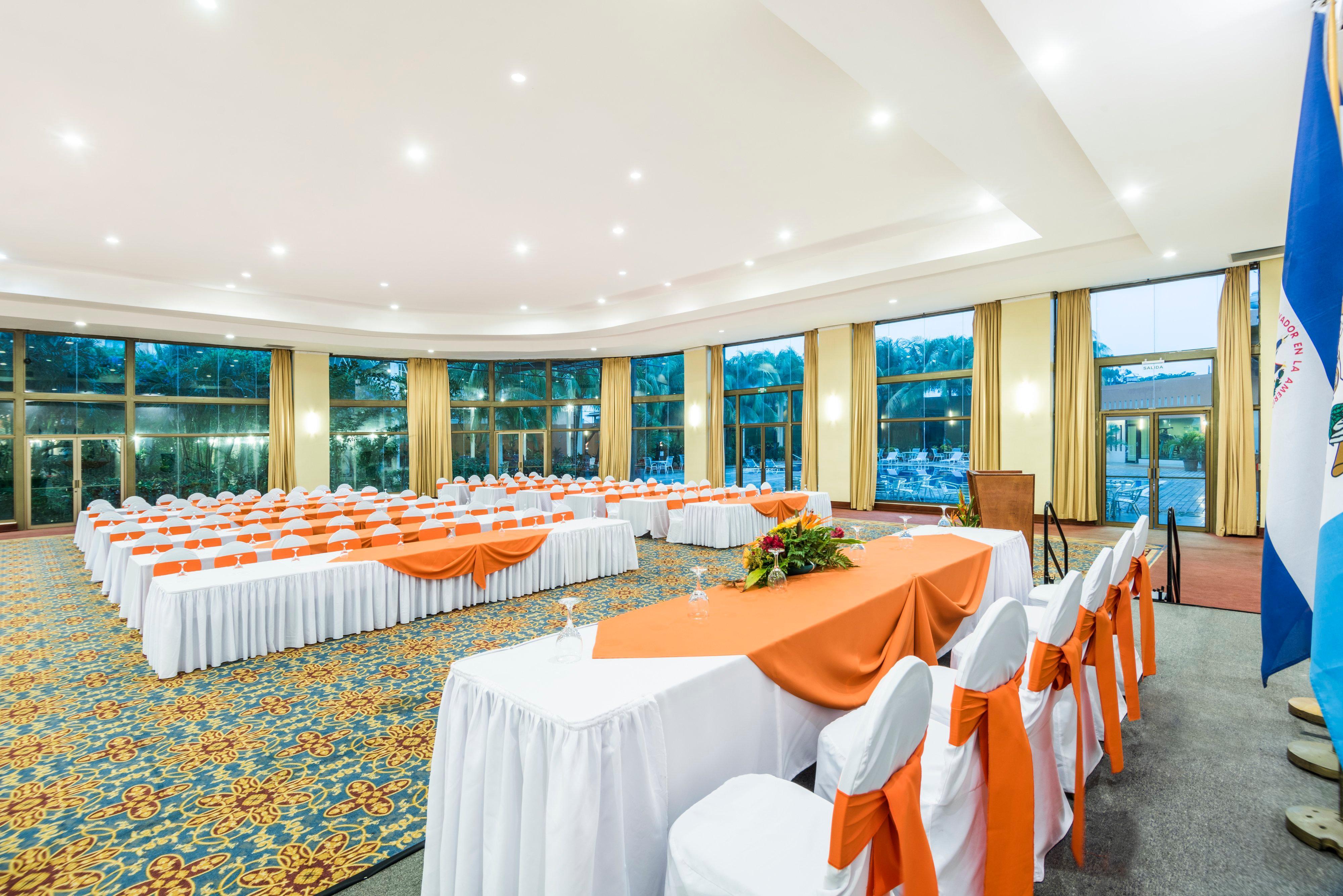 Holiday Inn Convention Center By Ihg Managua Bagian luar foto
