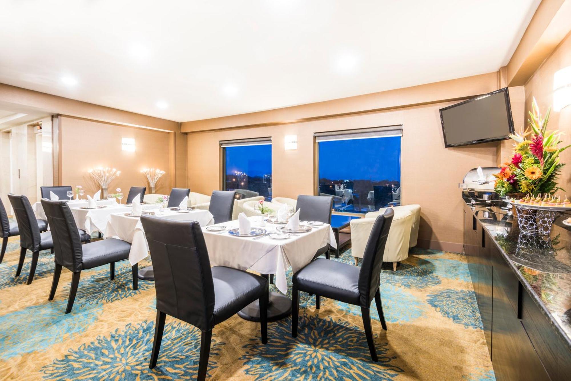 Holiday Inn Convention Center By Ihg Managua Bagian luar foto