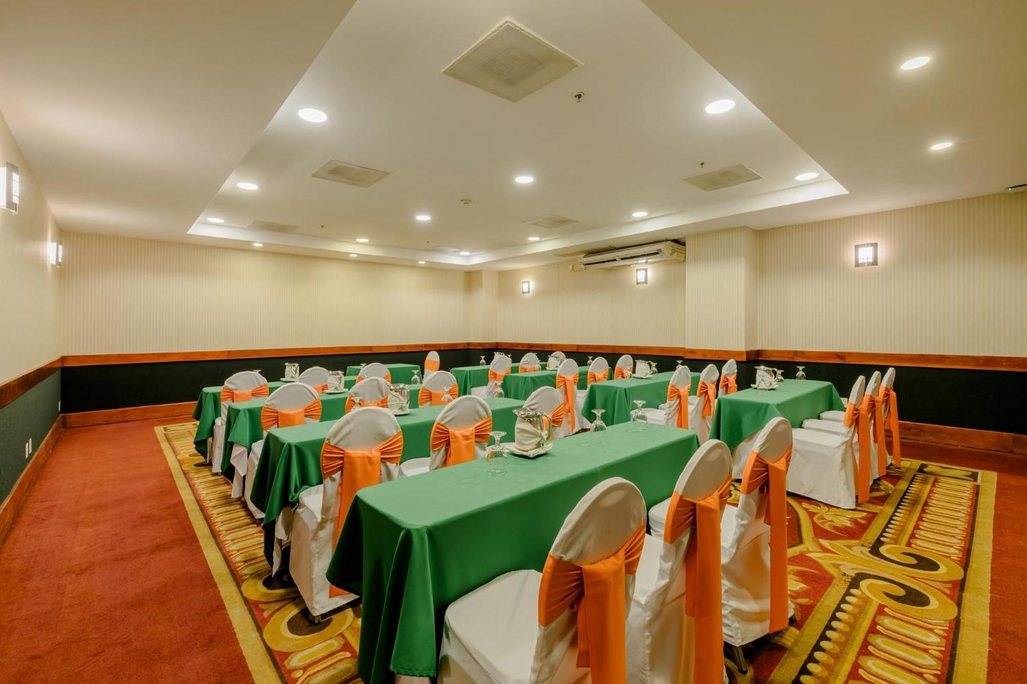 Holiday Inn Convention Center By Ihg Managua Bagian luar foto