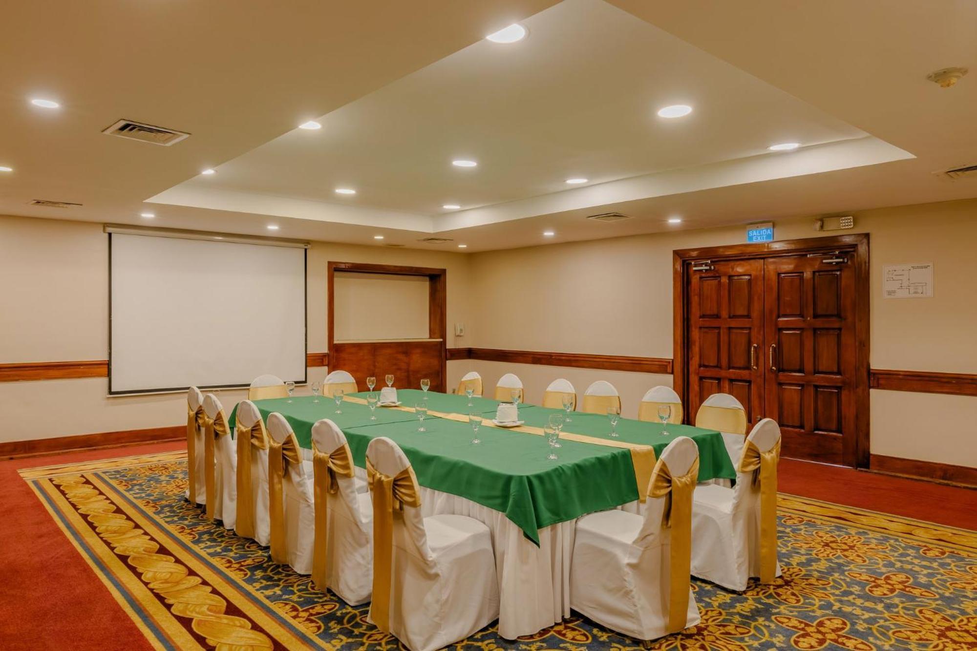 Holiday Inn Convention Center By Ihg Managua Bagian luar foto