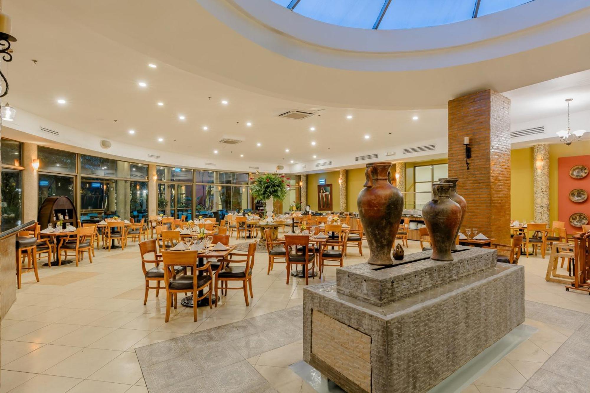 Holiday Inn Convention Center By Ihg Managua Bagian luar foto